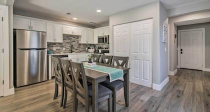 Chic Townhome ~ 6 Mi to Talking Rocks Cavern!