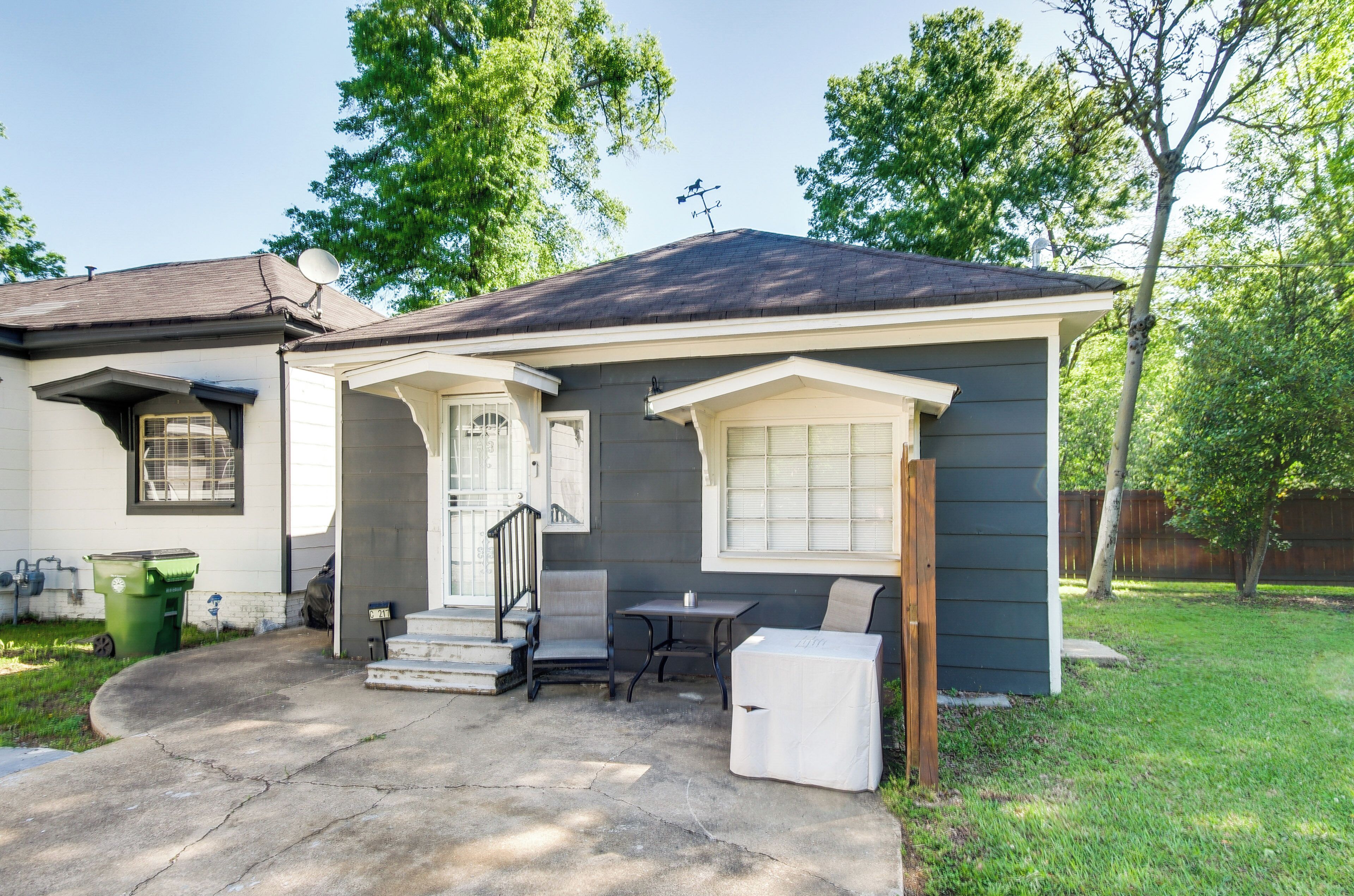 Apartment (0 Bedroom) | Interior