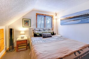 Apartment (3 Bedrooms) | Interior - Hike, Ski & Relax: Gem w/ Foosball in North Conway (North Conway)