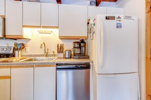 Apartment (3 Bedrooms) | Interior - Hike, Ski & Relax: Gem w/ Foosball in North Conway (North Conway)