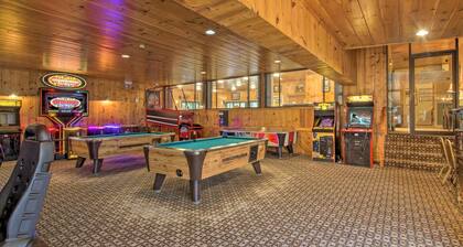 Chic Resort Condo ~ 1 Mi to Attitash Mountain!