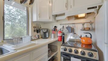 House (1 Bedroom) | Interior