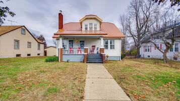 المنشأة من الداخل