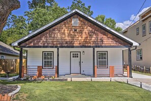 House (3 Bedrooms) | Front of property