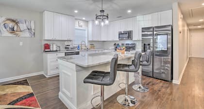 Lovely Atlanta Home < 3 Mi to State Farm Arena!