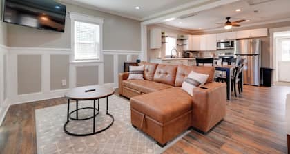 Cozy Blackstone Getaway < 2 Mi to Downtown!