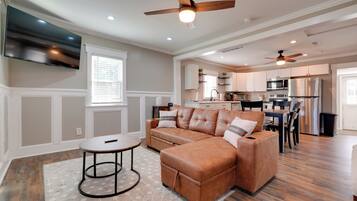 House (2 Bedrooms) | Front of property