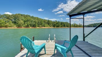 House (4 Bedrooms) | Front of property