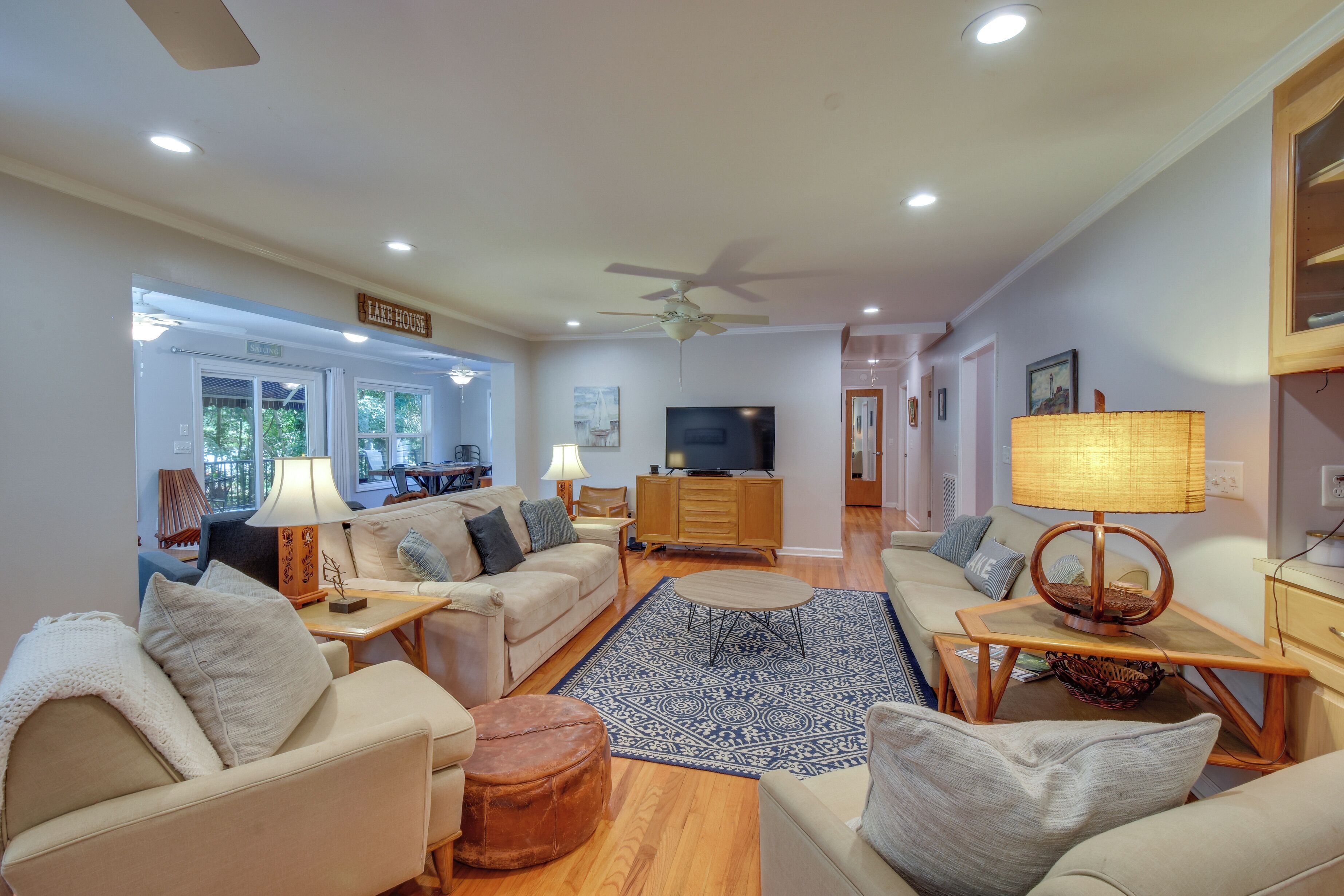 House (4 Bedrooms) | Interior