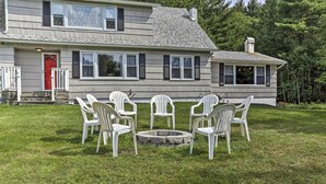 Unclassified image, 5 of 36, button - Spacious Sullivan County House w/ Fire Pit (Hurleyville)