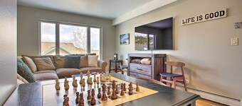 Cozy Montana Condo w/ Walk to Big Sky Resort!
