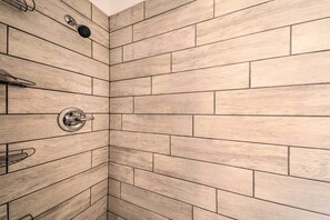 Interior - Ruidoso Cabin - Walk to Midtown Dining & Shops! (Ruidoso)
