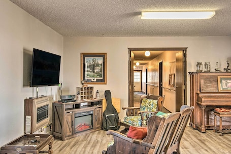 Apartment (1 Bedroom) | Interior. Great Northern Highplaines Haven in Long Lake
