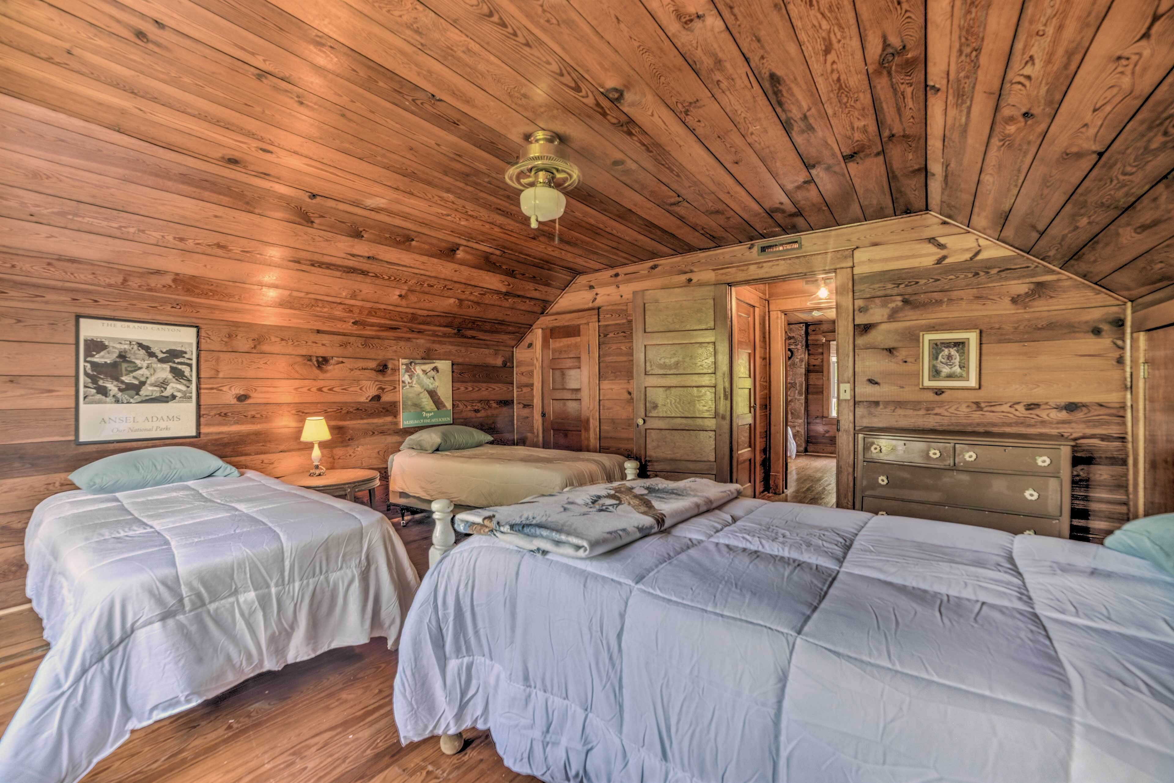 House (4 Bedrooms) | Interior