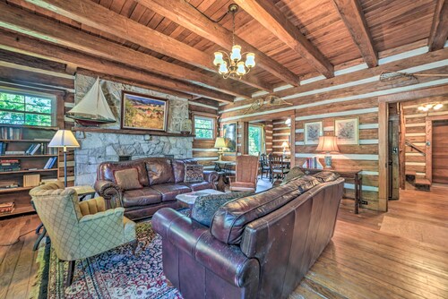 Rustic Dover Retreat w/ Porch - Walk to Boat Ramp!