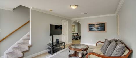 Apartment (2 Bedrooms) | Front of property