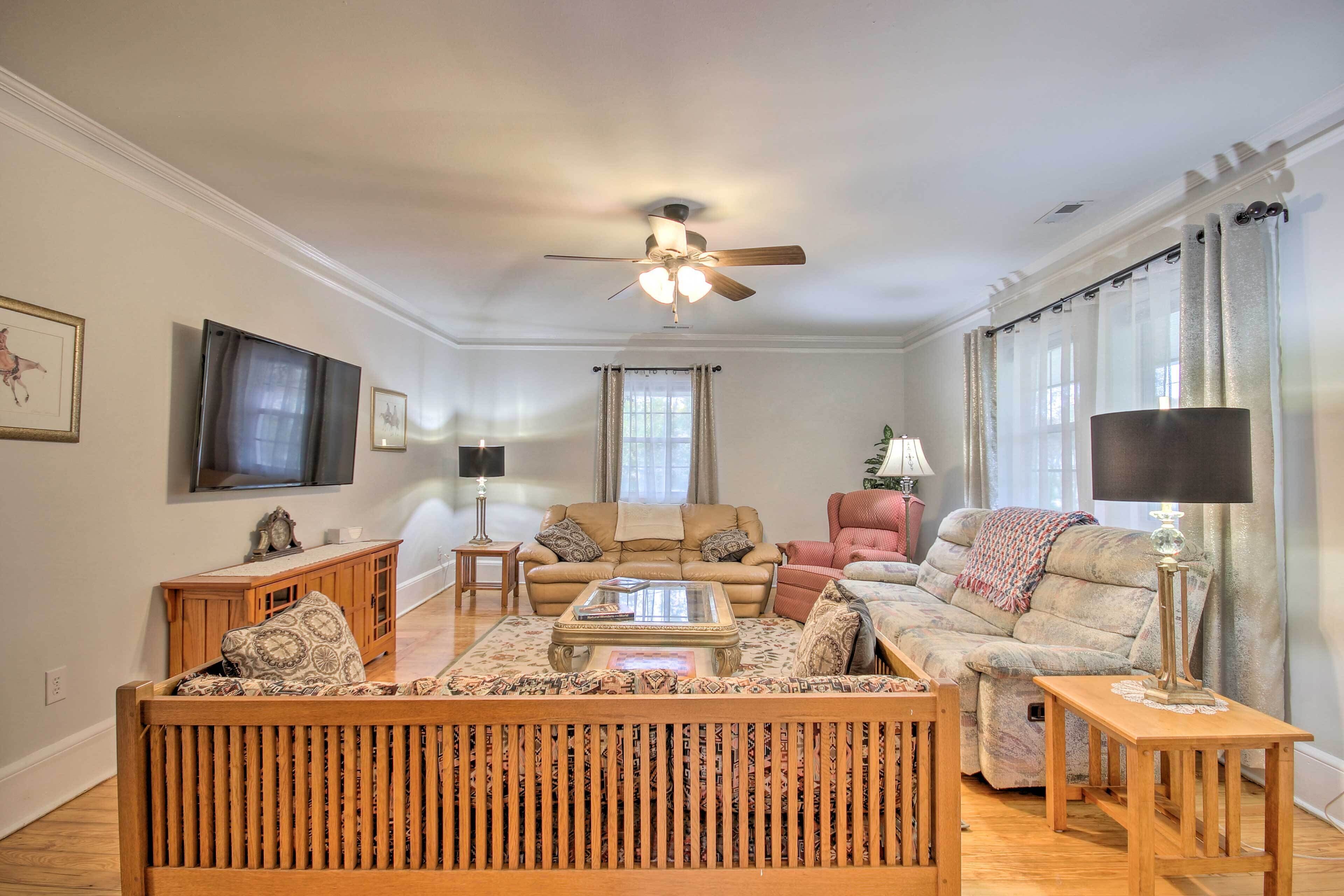 Traditional Southern House With Front Porch!