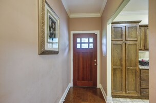 Casa (2 Bedrooms) | Interior