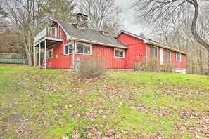 House (3 Bedrooms) | Interior - Old Time Catskill Mtn Retreat, Handcrafted Cabin! (East Durham)