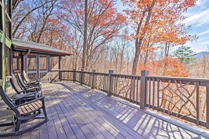 House (5 Bedrooms) | Interior - 5 Mi to Ski Sapphire Valley: Cozy Retreat w/ Decks (Sapphire)