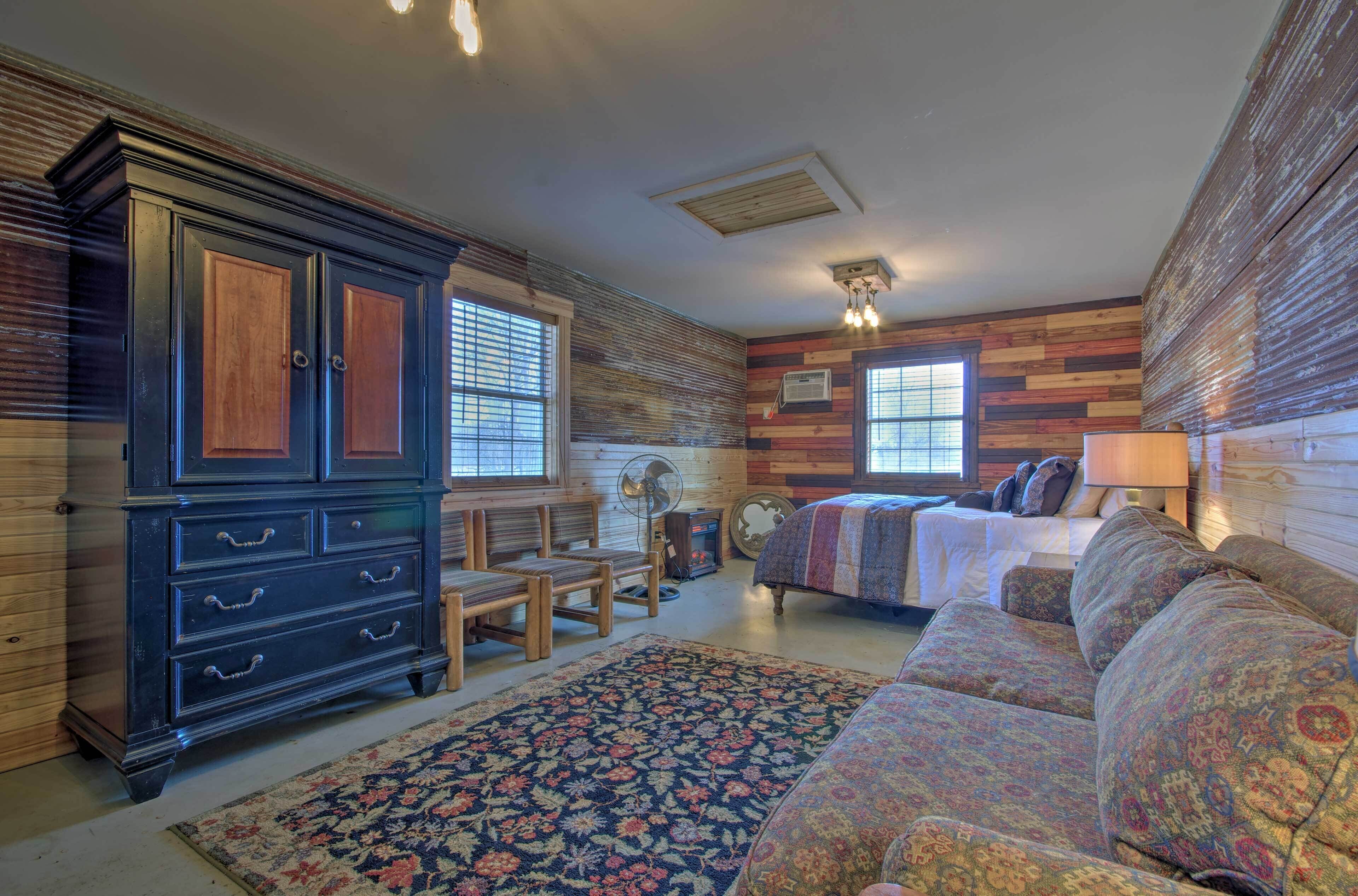 White River Getaway w/ Fire Pit & Trout Fishing!