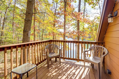 Hocking Hills Lake Gem w/ Hot Tub, Dock, 100 Acres
