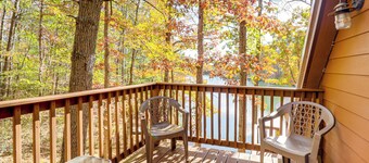 Hocking Hills Lake Gem w/ Hot Tub, Dock, 100 Acres