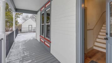 Talo (4 Bedrooms) | Sisätilat