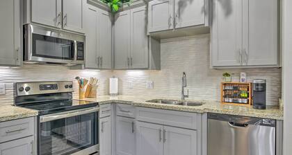 Charming Edinburg Apartment ~ 3 Mi to Dtwn!