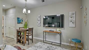 Apartment (1 Bedroom) | Interior