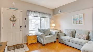 Apartment (1 Bedroom) | Interior