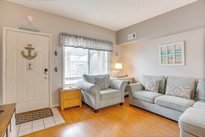 Apartment (1 Bedroom) | Interior