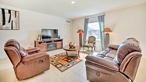 Fireplace - Peaceful Home w/ Patio, 26 Mi to Disney World (Kissimmee)