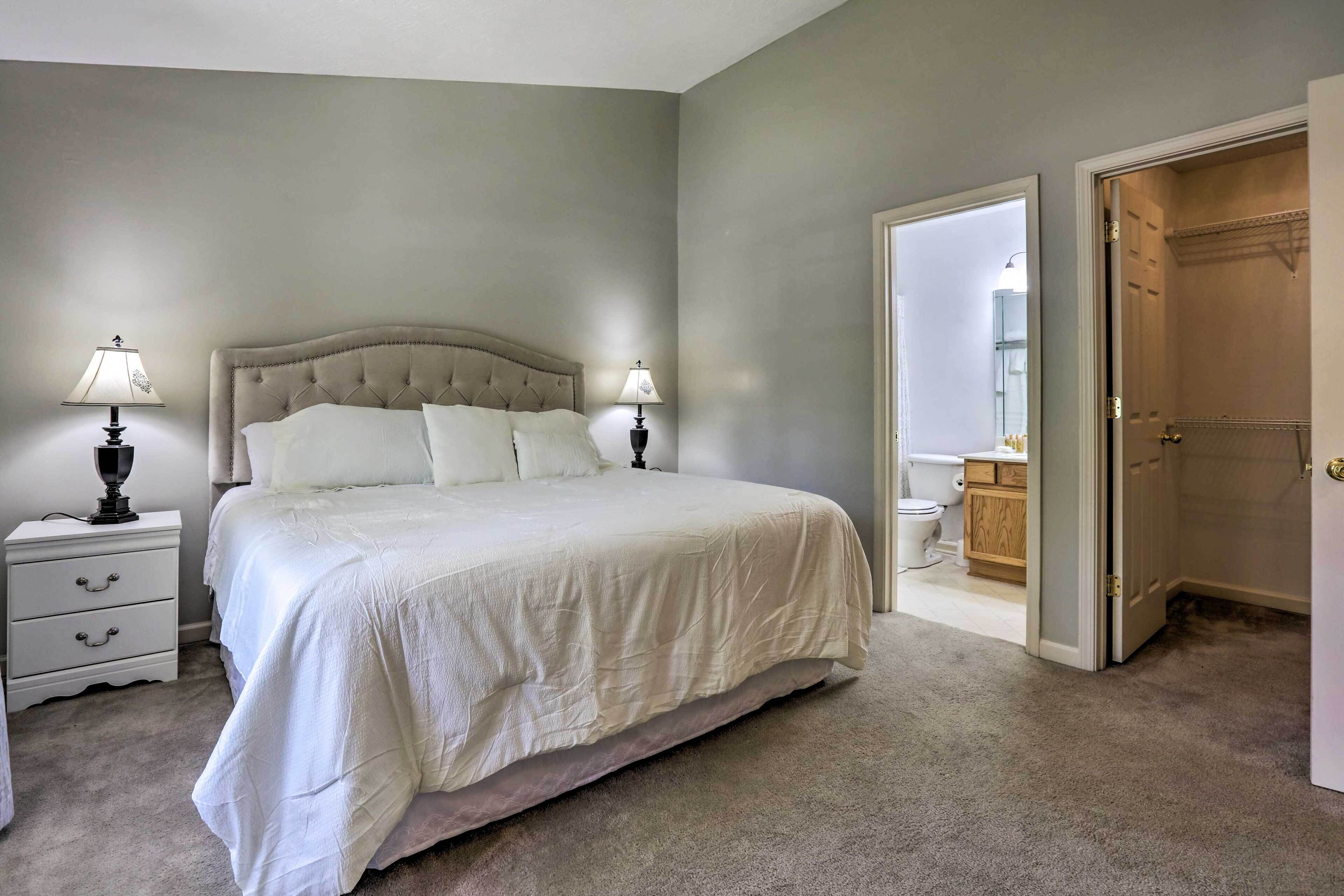 3 bedrooms, iron/ironing board, bed sheets