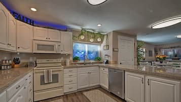 Apartment (3 Bedrooms) | Innenbereich