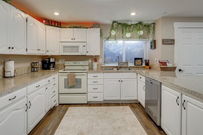 Game Room + Hot Tub: Salt Lake City Area Apt