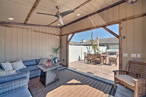 อพาร์ทเมนท์ (3 Bedrooms) | ด้านหน้าที่พัก