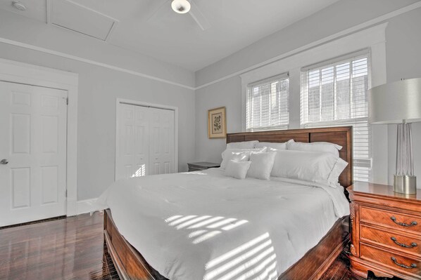 House (3 Bedrooms) | Interior - Cozy Atlanta Home ~ 3 Mi to Dtwn Attractions! (Atlanta)