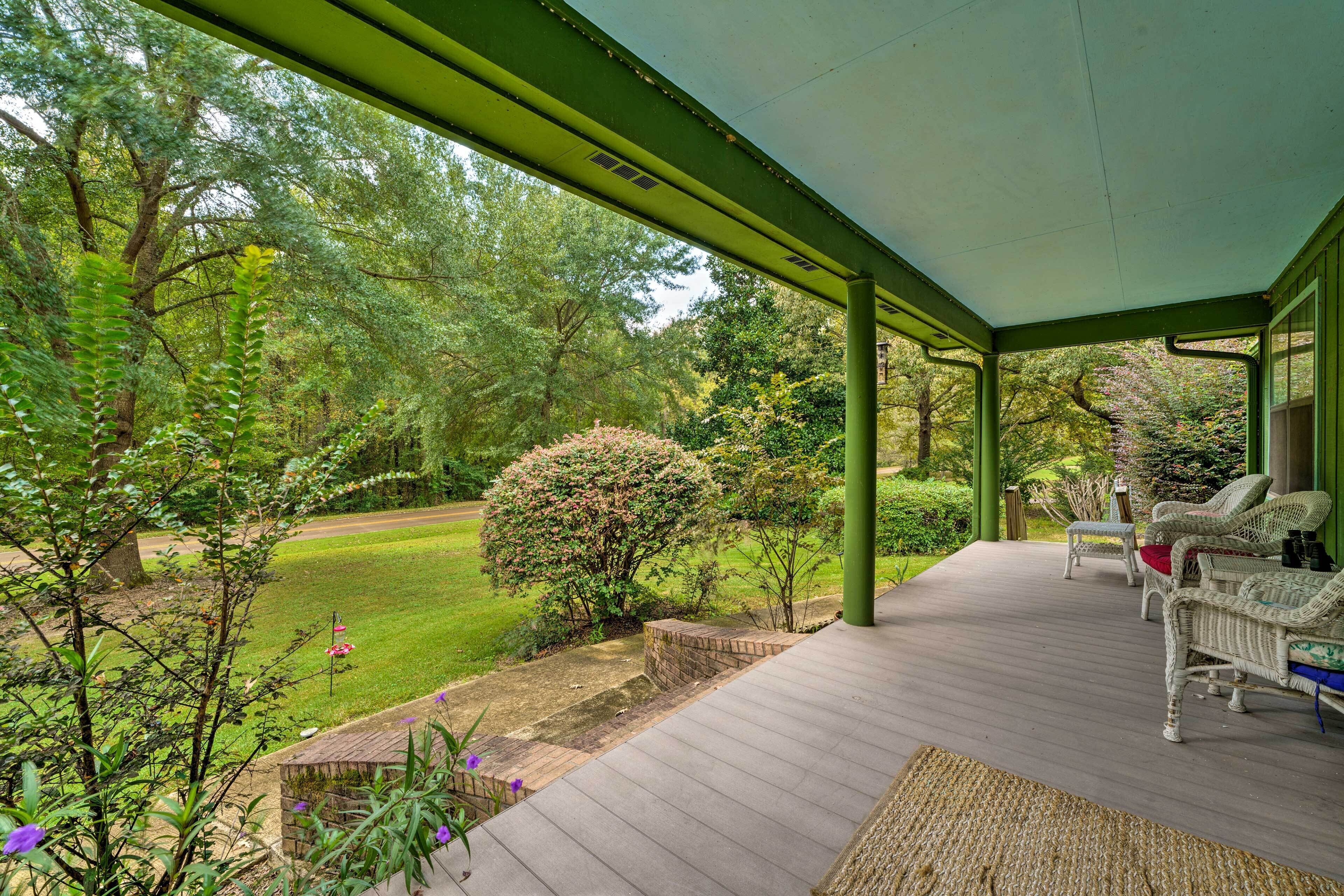 Oxford Home With Hot Tub, 10 Mi to Ole Miss