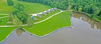 Lakefront Vacation Rental w/ Patio & Grill!