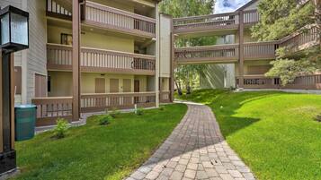 Apartment (1 Bedroom) | Interior