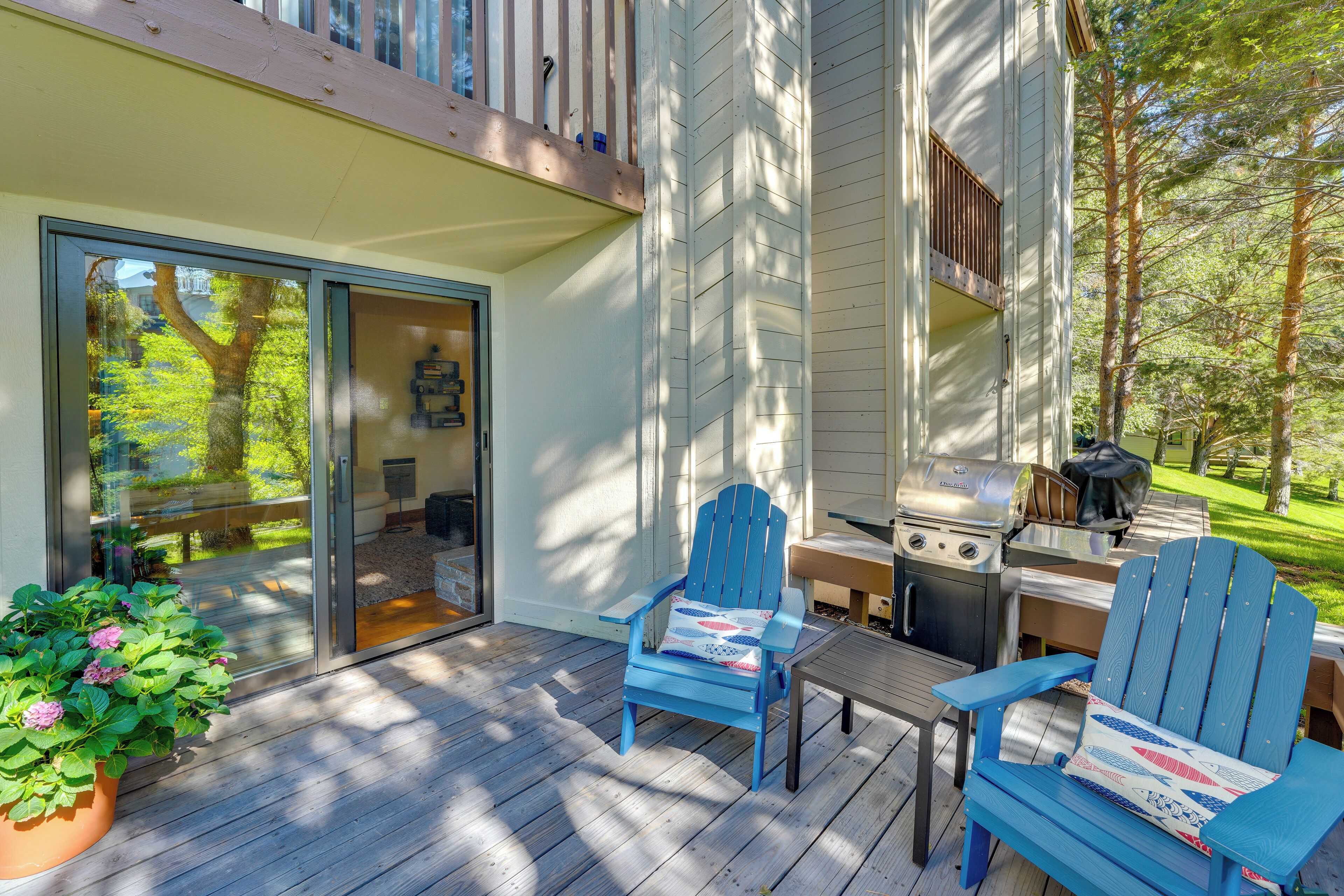 All-season Sun Valley Retreat w/ Deck & Grill