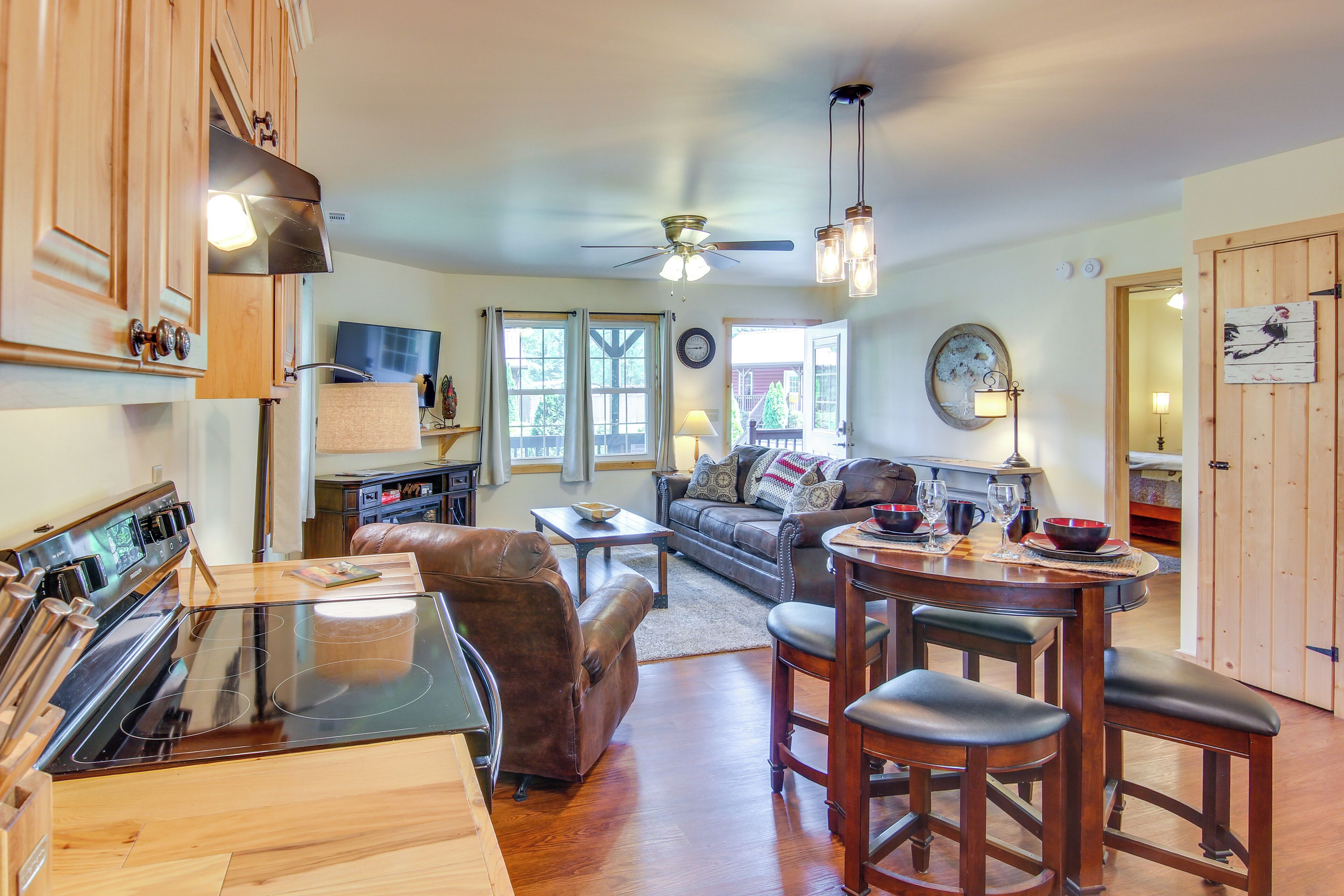 House (1 Bedroom) | Interior