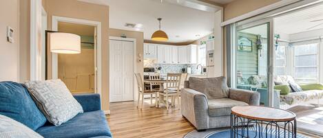 Cottage (2 Bedrooms) | Interior