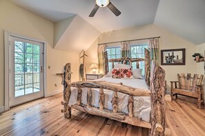 House (4 Bedrooms) | Interior - Waterfront Cheboygan Home w/ Fire Pit (Cheboygan)