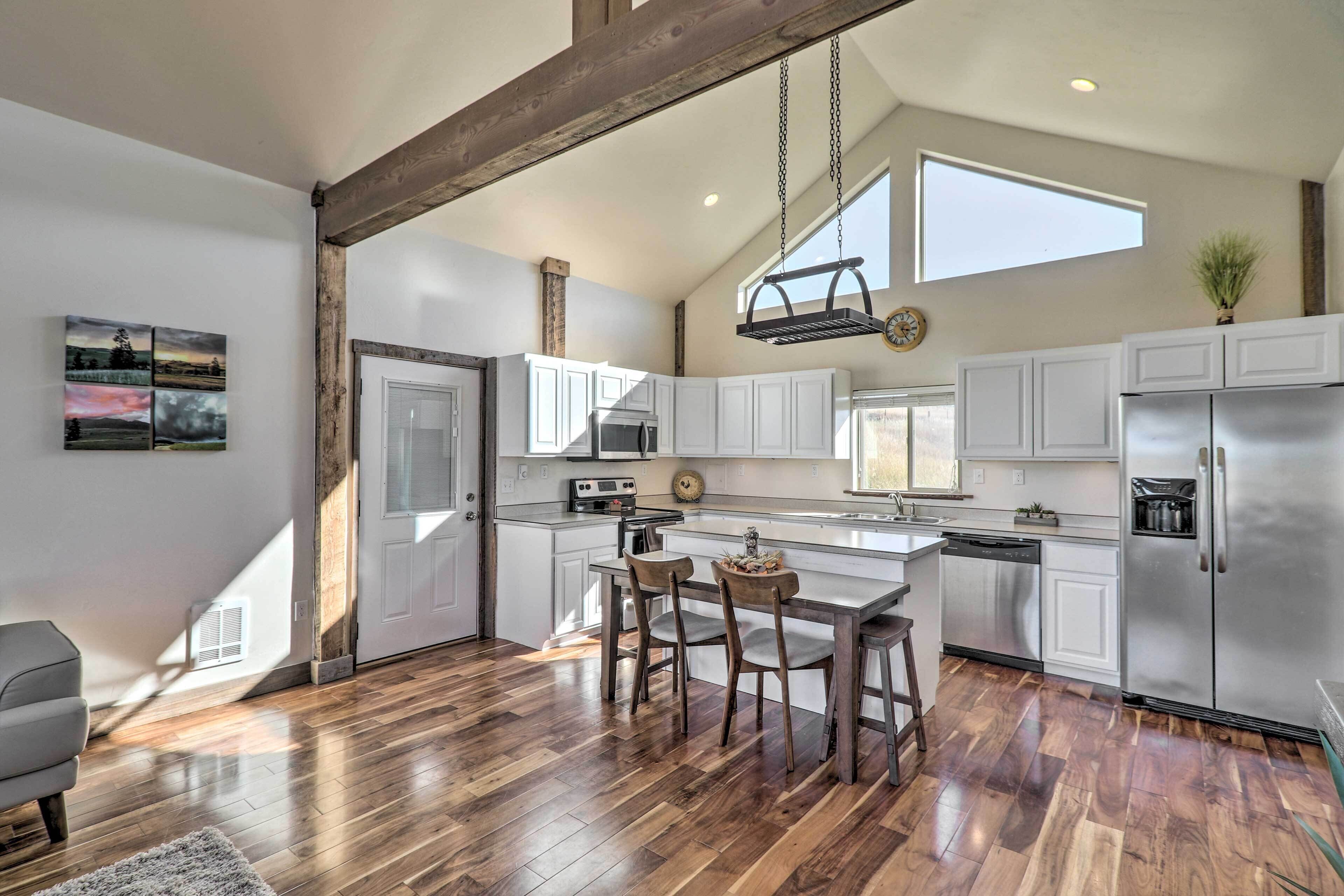 Dreamy Hideaway w/ 360 View of Eureka Valley!