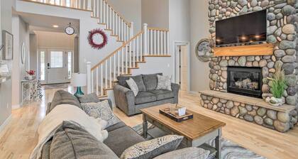 Klamath Falls Home w/ Resort Amenities!