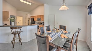 منزل (4 Bedrooms) | المنشأة من الداخل