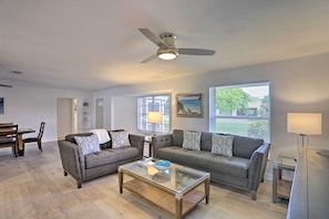 House (3 Bedrooms) | Interior - Cape Coral Home w/ Spacious Patio & Private Pool! (Cape Coral)