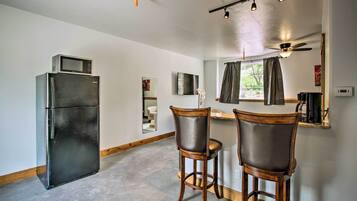 Apartment (0 Bedroom) | Bahagian dalam